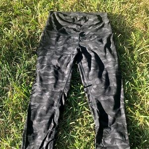 Lululemon legging size 6